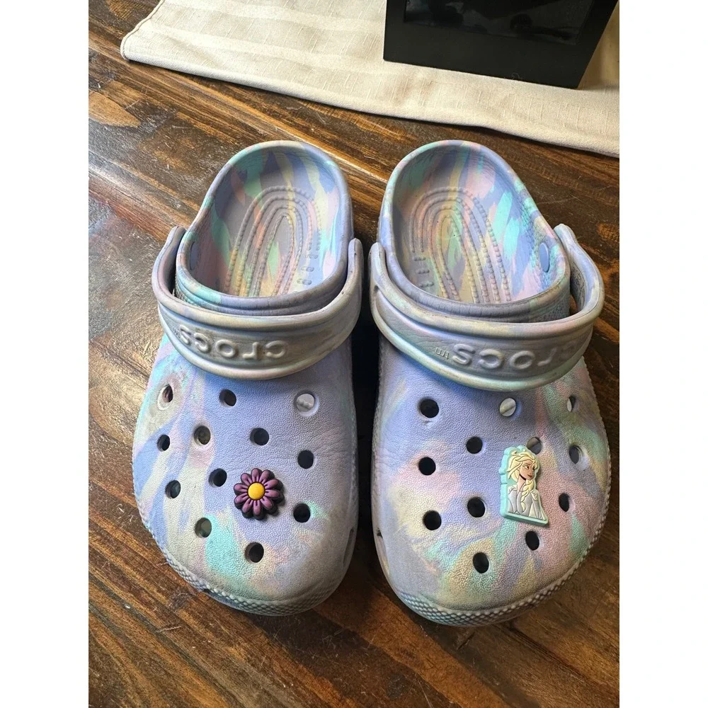 Crocs Kids Classic Clog Pastel Marble Swirl Elsa Daisy Charm Size J1 Junior One